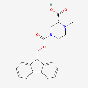 molecular formula C21H22N2O4 B8191719 (2R)-4-(9H-fluoren-9-ylmethoxycarbonyl)-1-methylpiperazine-2-carboxylic acid 