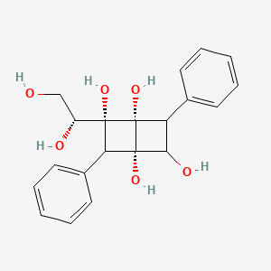 molecular formula C20H22O6 B8239259 (1R,2R,4S)-2-((R)-1,2-dihydroxyethyl)-3,6-diphenylbicyclo[2.2.0]hexane-1,2,4,5-tetraol 