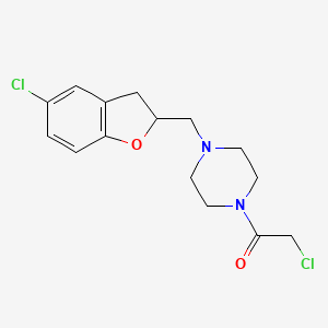 molecular formula C15H18Cl2N2O2 B8281344 2-Chloro-1-[4-[(5-chloro-2,3-dihydro-1-benzofuran-2-yl)methyl]piperazin-1-yl]ethan-1-one 