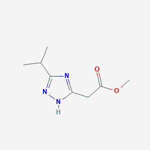molecular formula C8H13N3O2 B8326572 methyl (5-isopropyl-1H-1,2,4-triazol-3-yl)acetate 