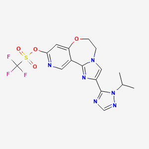 molecular formula C16H15F3N6O4S B8406281 Methanesulfonic acid, 1,1,1-trifluoro-, 5,6-dihydro-2-[1-(1-methylethyl)-1H-1,2,4-triazol-5-yl]imidazo[1,2-d]pyrido[3,4-f][1,4]oxazepin-9-yl ester 