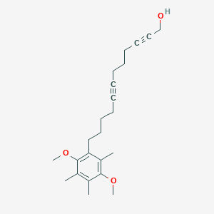 molecular formula C23H32O3 B8497229 12-(2,5-Dimethoxy-3,4,6-trimethylphenyl)dodeca-2,7-diyn-1-OL CAS No. 80810-05-5