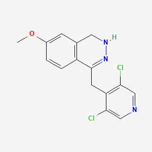 molecular formula C15H13Cl2N3O B8553629 Phthalazine, 4-[(3,5-dichloro-4-pyridinyl)methyl]-1,2-dihydro-7-methoxy- CAS No. 256442-90-7