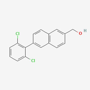 molecular formula C17H12Cl2O B8607761 [6-(2,6-Dichlorophenyl)-2-naphthyl]methanol 
