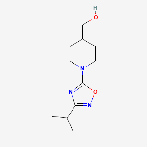 molecular formula C11H19N3O2 B8610278 {1-[3-(1-Methylethyl)-1,2,4-oxadiazol-5-yl]-4-piperidinyl}methanol CAS No. 1032824-92-2