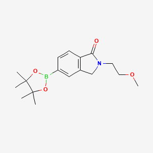 2-(2-Methoxyethyl)-5-(4,4,5,5-tetramethyl-1,3,2-dioxaborolan-2-yl)isoindolin-1-one