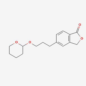 molecular formula C16H20O4 B8622723 5-{3-[(Oxan-2-yl)oxy]propyl}-2-benzofuran-1(3H)-one CAS No. 612851-07-7