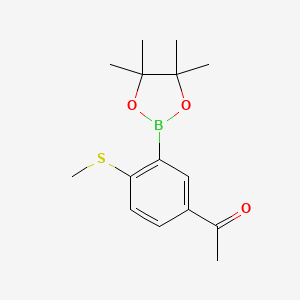 1-(4-(Methylthio)-3-(4,4,5,5-tetramethyl-1,3,2-dioxaborolan-2-yl)phenyl)ethanone