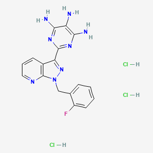 molecular formula C17H18Cl3FN8 B8688400 2-(1-(2-Fluorobenzyl)-1H-pyrazolo[3,4-b]pyridin-3-yl)pyrimidine-4,5,6-triamine trihydrochloride 