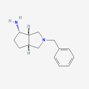 (3AS,4S,6AR)-2-Benzyloctahydrocyclopenta[C]pyrrol-4-amine