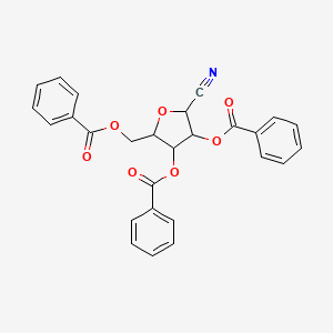 molecular formula C27H21NO7 B8755684 (3,4-Dibenzoyloxy-5-cyanooxolan-2-yl)methyl benzoate 