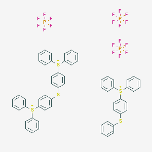 molecular formula C60H47F18P3S5 B008761 Diphenyl-(4-phenylsulfanylphenyl)sulfanium;[4-(4-diphenylsulfoniophenyl)sulfanylphenyl]-diphenylsulfanium;trihexafluorophosphate CAS No. 109037-77-6