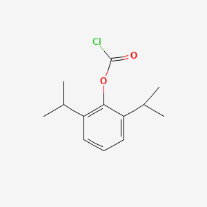 2,6-Di(propan-2-yl)phenyl carbonochloridate