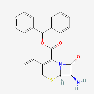 molecular formula C22H20N2O3S B8799872 (6R,7R)-Benzhydryl 7-amino-8-oxo-3-vinyl-5-thia-1-azabicyclo[4.2.0]oct-2-ene-2-carboxylate 