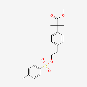molecular formula C20H24O5S B8810989 Methyl 2-methyl-2-(4-(2-(tosyloxy)ethyl)phenyl)propanoate 
